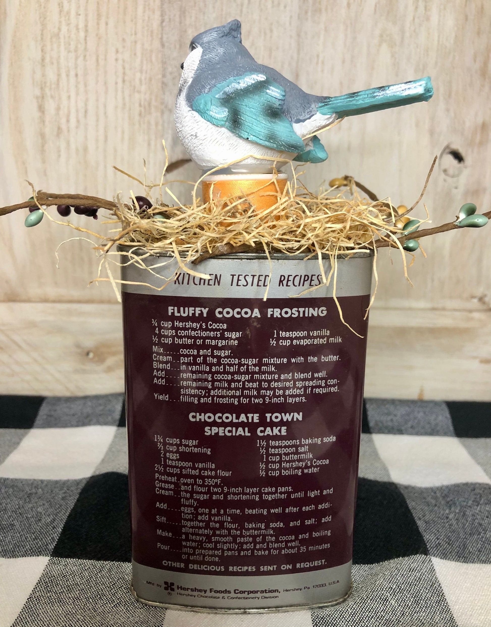 Hershey Can Bird Sassafras Originals