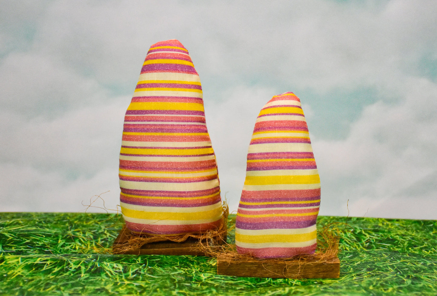 Seasonal & Holiday Decorations Standing Egg- Short Sassafras Originals
